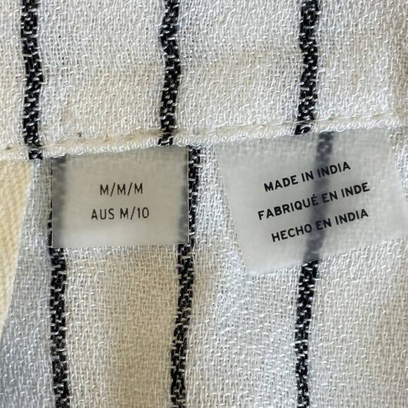 Roxy Come And Love Short Sleeve Tie-Front Shirt for Women Size Medium New w/Tags - Picture 5 of 9